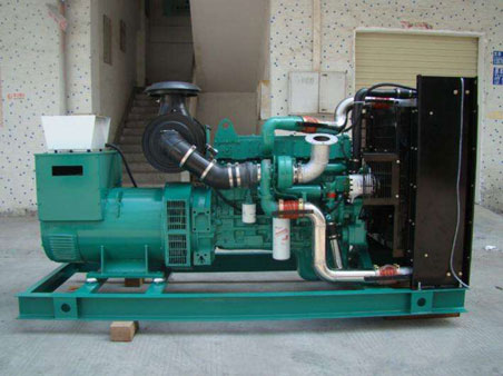 玉屏1100kw康明斯柴油发电机组图片 玉屏1100kw康明斯柴油发电机组图片